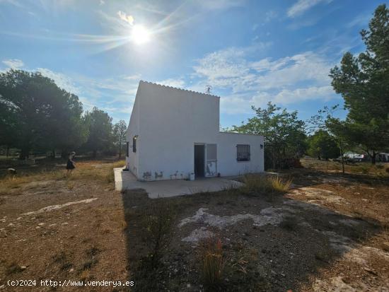 CASA RÚSTICA EN ROQUETES - TARRAGONA