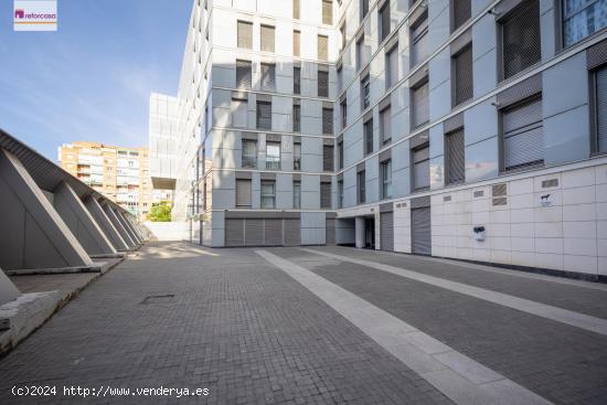 Estupendo piso en calle Arabial en edificio Ramade, con plaza de garaje y trastero opcional. - GRANA