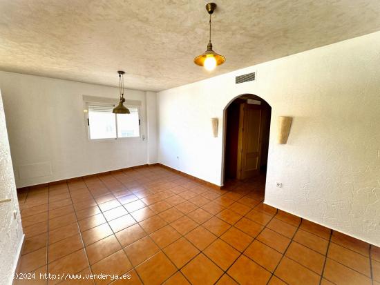 DUPLEX ADOSADO JUNTO A MONTEGRANDE - MURCIA