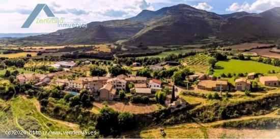  Santa Engracia de Loarre terreno urbano +terreno rústico en venta - HUESCA 