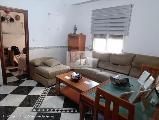  Blanhogar vende este estupendo piso en zona Girón. - MALAGA 