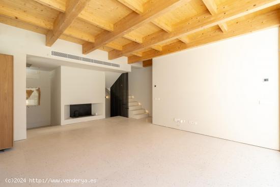 Vivienda unifamiliar con piscina y Parking - BALEARES