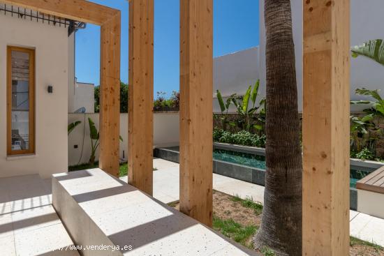 Vivienda unifamiliar con piscina y Parking - BALEARES