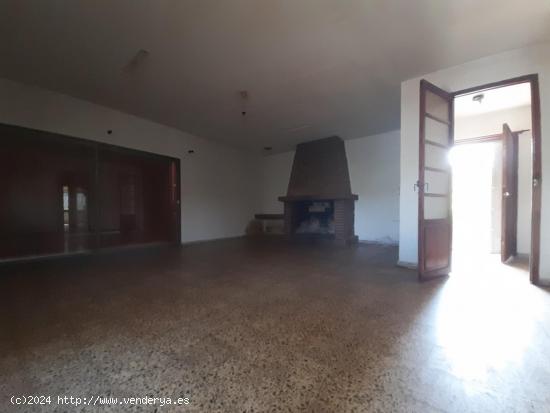 Se Vende en Yatova - VALENCIA