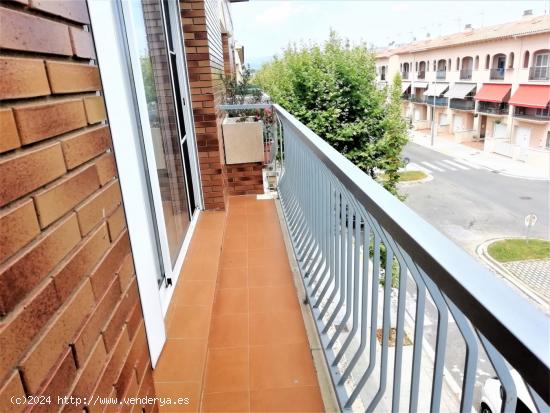 Preciosa Casa Adosada con Garaje y Posibilidad de Comercio en L'Arboç - TARRAGONA