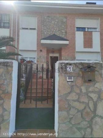  Chalet adosado en venta en Parla (Madrid) - MADRID 