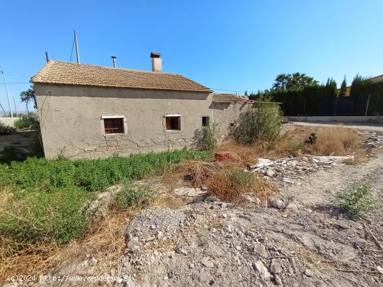  CASA DE CAMPO CON TERRENO PARA REFORMAR EN EL CAMPILLO - LORCA - MURCIA 