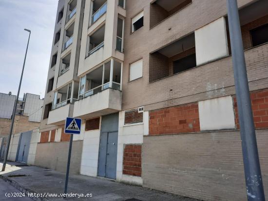 ¡¡SIN COMISIÓN AL COMPRADOR!! EDIFICIO EN VENTA EN CALLE ROIS DE CORELLA (CARLET) - VALENCIA