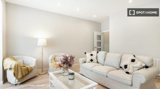 Elegante apartamento de 2 dormitorios en alquiler cerca de Colombia, Madrid - MADRID