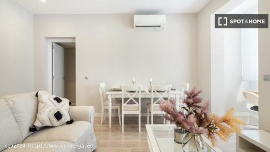 Elegante apartamento de 2 dormitorios en alquiler cerca de Colombia, Madrid - MADRID