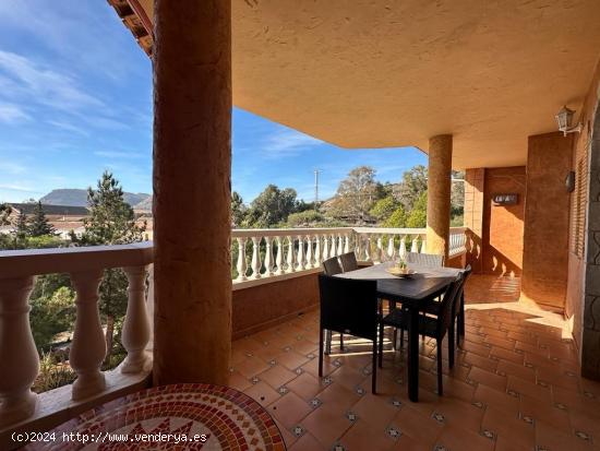 BONITO DÚPLEX EN PORTMAN CON VISTAS A LA BAHÍA - MURCIA