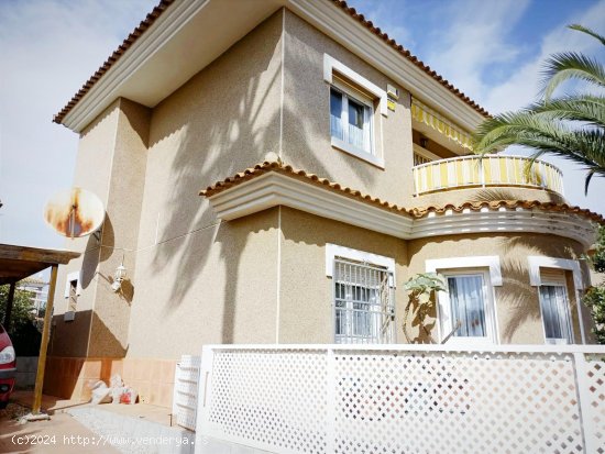  Villa en venta en Torrevieja (Alicante) 