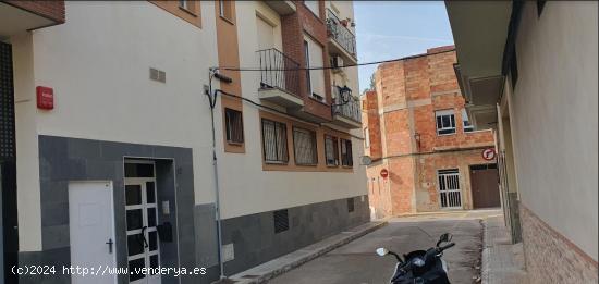  Amplio Piso de 3 habitaciones con terraza privada, garaje y trastero en La Vall d'Uixó - CASTELLON 