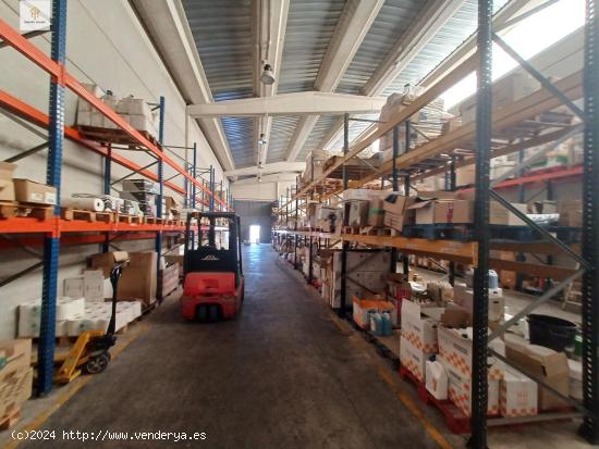 Se VENDE nave industrial en el Poligono Industrial La Mejostilla - CACERES