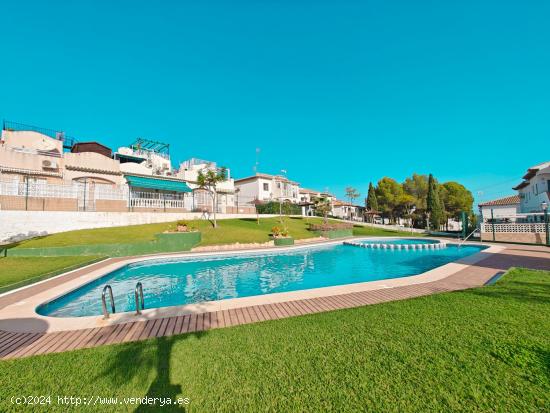 Se vende bungalow con piscina comunitaria en Torrevieja, los Balcones - ALICANTE