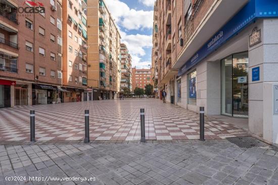 OPORTUNIDAD DE LOCAL COMERCIAL EN VERGELES - GRANADA