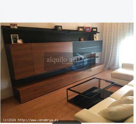 SE VENDE PISO CON GARAJE OPCIONAL EN C/ SAN ALBERTO DE 3 DORMITORIOS Y 2 BAÑOS POR 238000€