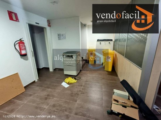 SE VENDE EDIFICIO DE OFICINAS EN C/FEDERICO GARCIA LORCA DE 350 METROS POR 225000€