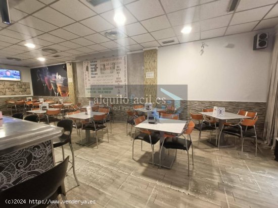 SE TRASPASA CAFETERIA TAPERIA EN SAN PABLO DE 120 METROS POR 16000€