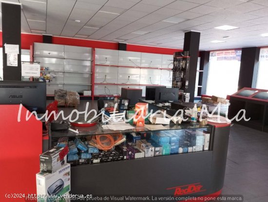  Se Alquila Local Comercial en Puerto Lumbreras 