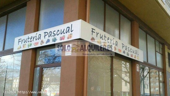 FRUTERIA EN FUNCIONAMIENTO EN BARAÑAIN