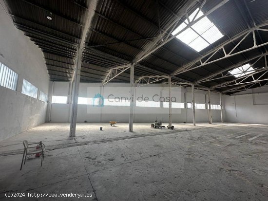 NAVE DE 1000M2 EN ALQUILER - BARBERÀ DEL VALLÈS