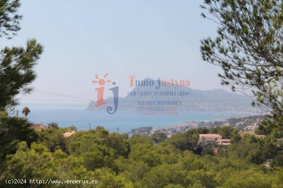 Parcela con vistas al mar en Altea