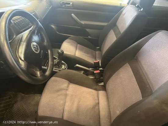 VOLKSWAGEN Golf en venta en Castuera (Badajoz) - Castuera