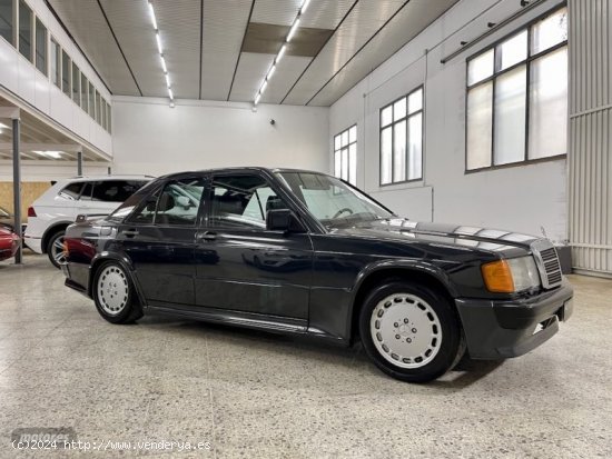 Mercedes 190 E 2.3 16V 177CV TECHO SOLAR de 1986 con 119.667 Km por 30.000 EUR. en Barcelona