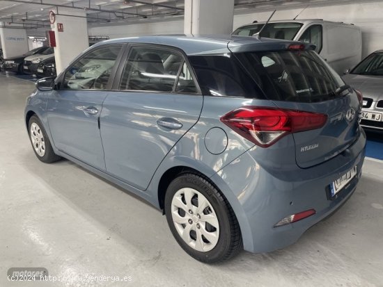 Hyundai i20 1.2 MPI Klass de 2017 con 49.000 Km por 11.500 EUR. en Barcelona