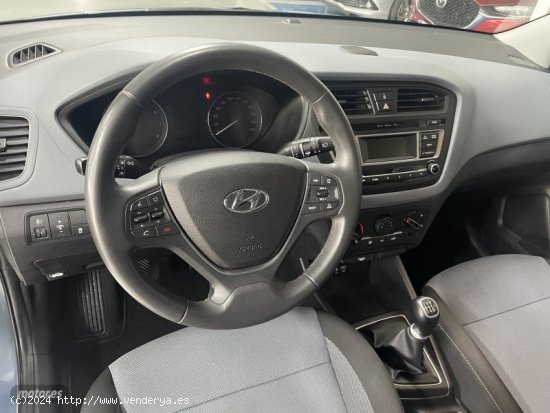 Hyundai i20 1.2 MPI Klass de 2017 con 49.000 Km por 11.500 EUR. en Barcelona