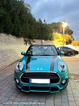 Mini Cabrio Cooper cabrio s de 2017 con 90.000 Km por 22.000 EUR. en Barcelona