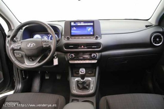 Hyundai Kona 1.0 TGDI Maxx 4x2 de 2023 con 19.116 Km por 20.800 EUR. en Alicante