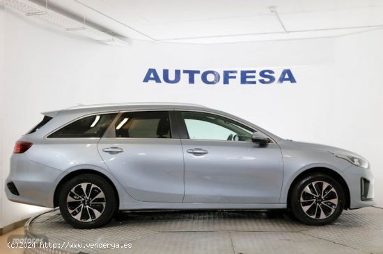 Kia Ceed TOURER 1.6 PHEV E-Drive Hibrido Enchufable Auto 141cv 5P # 7 anoS DE GARANTIA, FAROS LED de