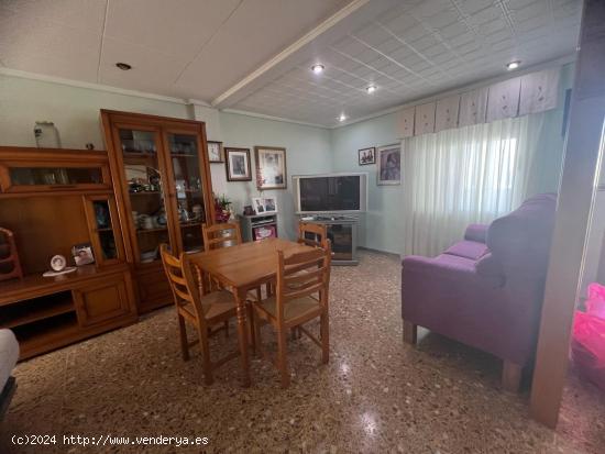  VIVIENDA EN VENTA EN AVENIDA DE NOVELDA - ALICANTE 