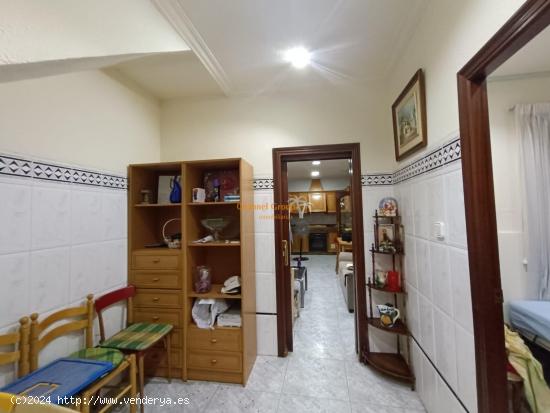 SE VENDE PLANTA BAJA CON ENTRADA INDEPENDIENTE , ZONA AVENIDA NOVELDA !!!! - ALICANTE