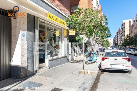 Local para alquilar en esquina con amplio escaparate en la zona de Ríos Rosas. - MADRID