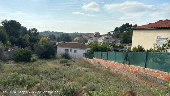 ¡Terreno de 739 m² en Segur de Calafell (Valldemar): El Espacio Perfecto para Crear lo que Imagina