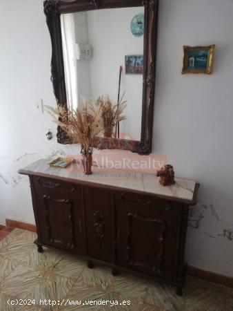 SE VENDE CASA EN LA SOLANA DE ALBACETE. - ALBACETE