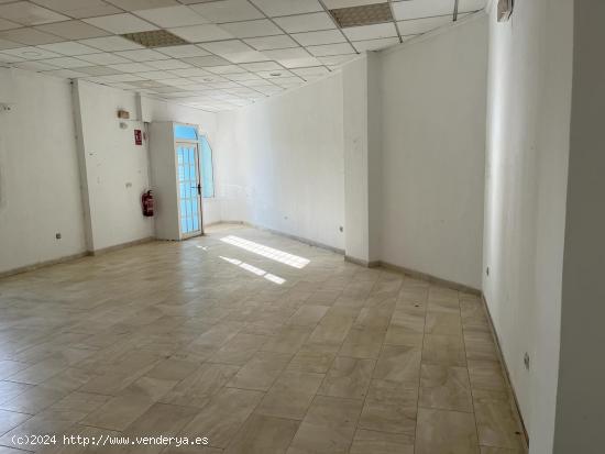 Local Comercial junto IES Antonio Sequeros - ALICANTE