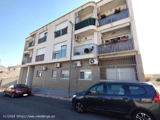 Oportunidad de adquirir esta plaza de garaje - MURCIA