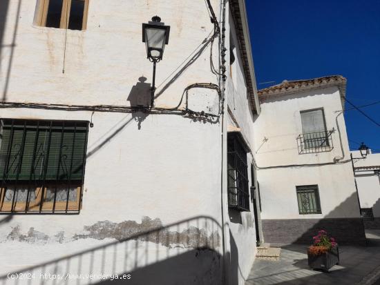 Casa de pueblo en el centro de Alhendin - GRANADA