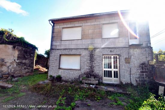  CASA PARA RESTAURAR EN MORAÑA - PONTEVEDRA 