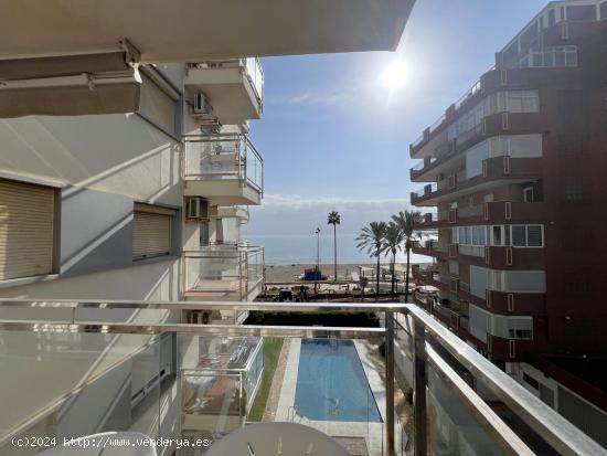 APARTAMENTO 2 DORM. PRIMERA LINEA DE PLAYA LOS BOLICHES. PISCINA. NO LARGA TEMPORADA - MALAGA