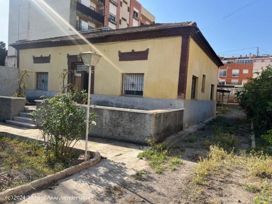 CHALET CON PARCELA EN LA ALBERCA 678421372 - MURCIA