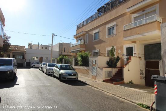  Dos Plazas de Aparcamiento y Trastero - BALEARES 