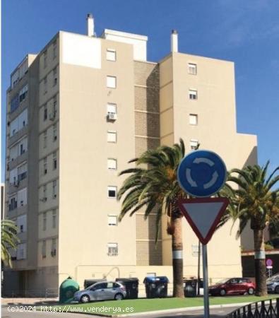 *PISO PARQUE OESTE*ASCENSOR*NEGOCIABLE*SIN GASTOS INMOB.* PLAYA*BUENA ZONA* - CADIZ