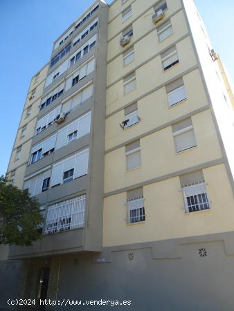 *PISO PARQUE OESTE*ASCENSOR*NEGOCIABLE*SIN GASTOS INMOB.* PLAYA*BUENA ZONA* - CADIZ