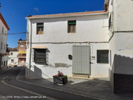  Casa de pueblo en el centro de Alhendin - GRANADA 