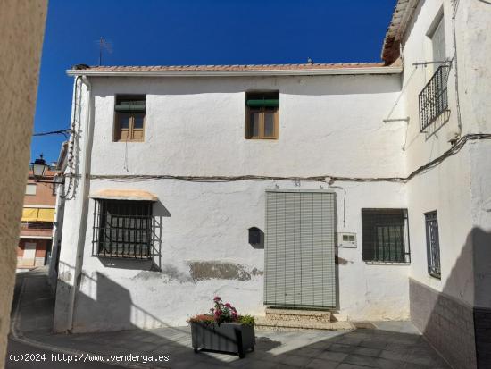 Casa de pueblo en el centro de Alhendin - GRANADA